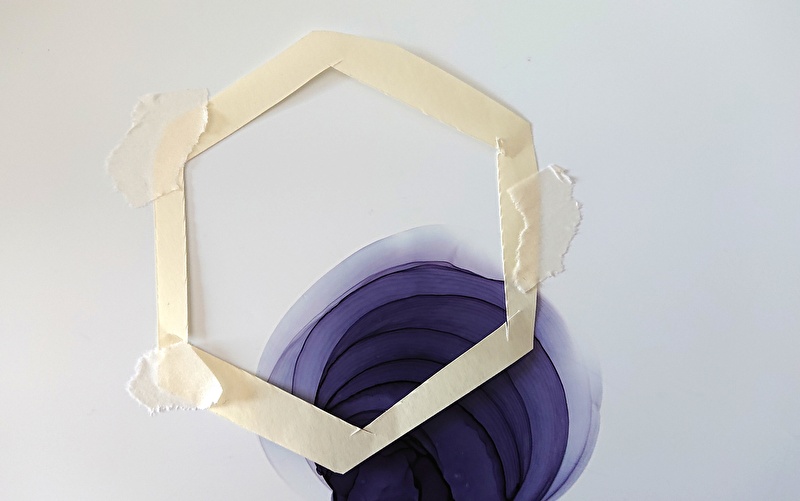 アートにトリミング枠をくっつけた様子