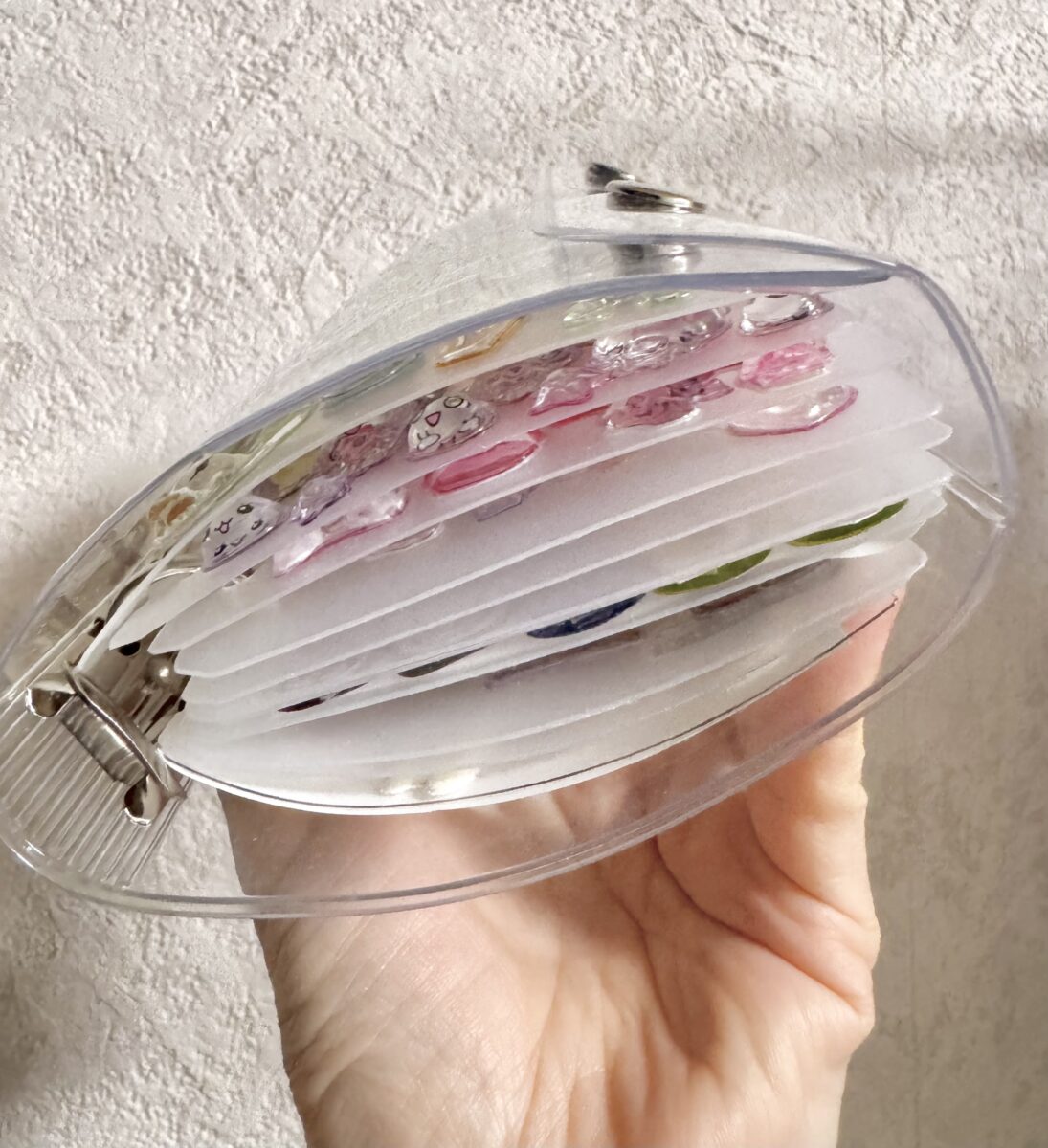 PVC素材のシール帳