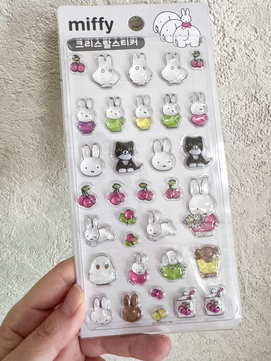 ボンドロに似たつくりのミッフィーのシール