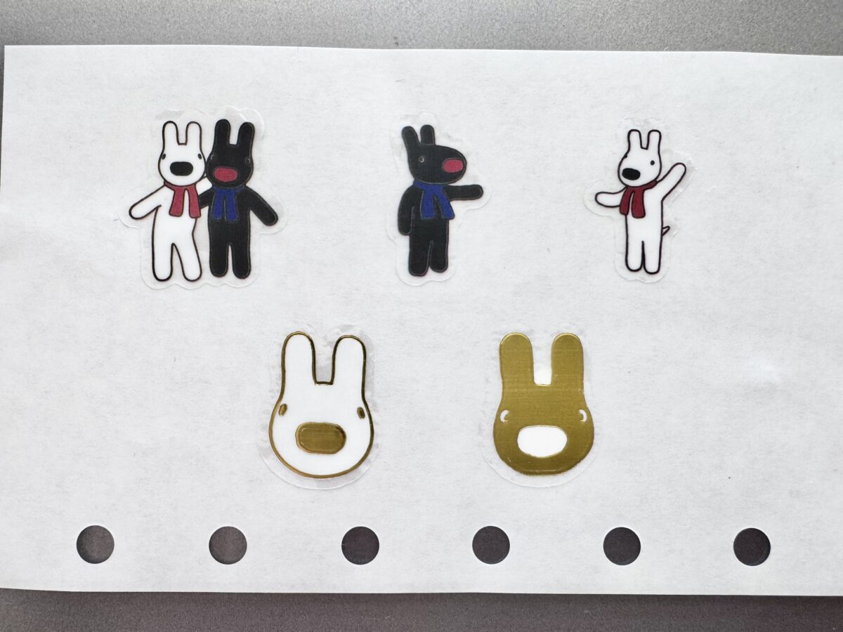 透明素材のステッカー